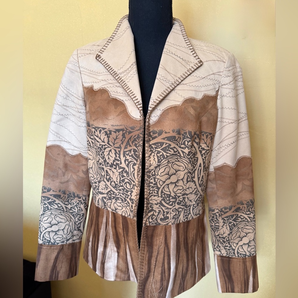 Elegant Coldwatet Creek Women's Tan and Brown Jacket